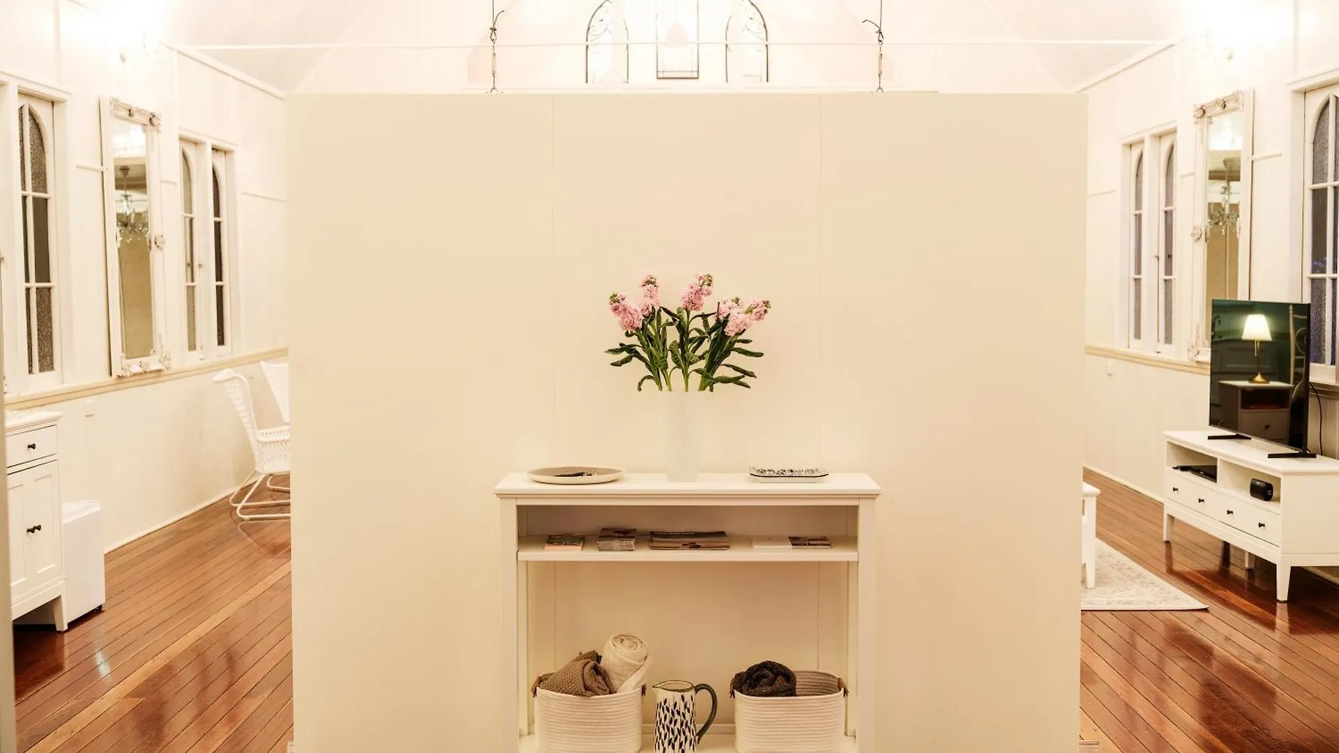 Little White Chapel Maleny Apartment Australia