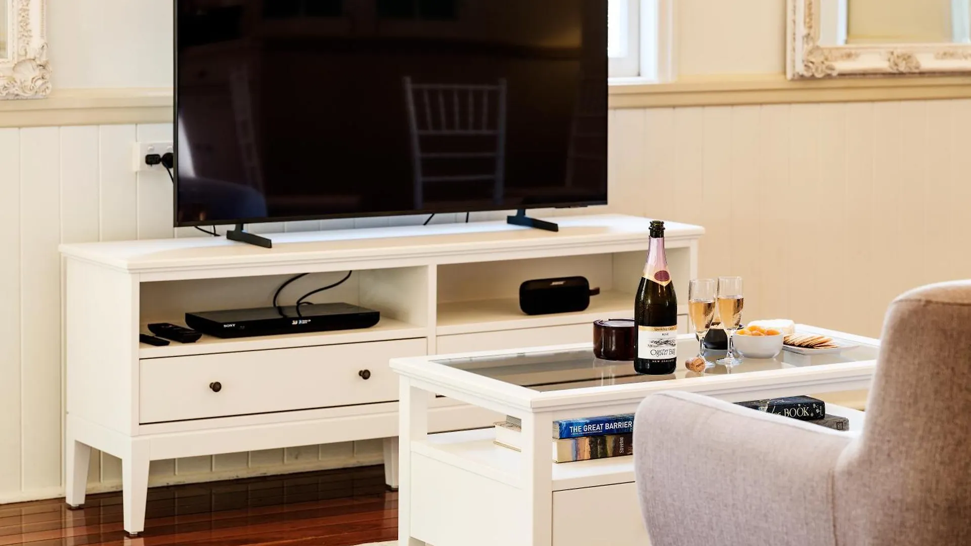 Little White Chapel Maleny Apartment